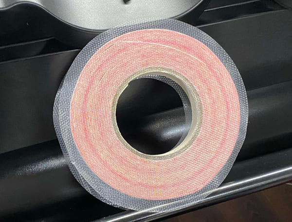 Кровельная двухсторонняя лента DR Кровельная двухсторонняя лента DR