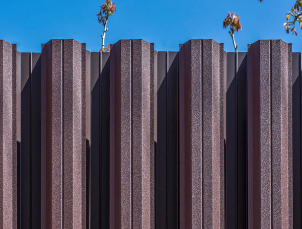 П-образный штакетник от Grand Line П-образный штакетник от Grand Line